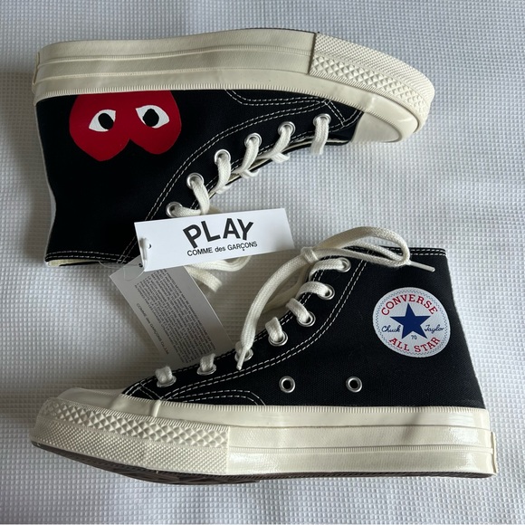 Converse x Comme des Garçons PLAY Chuck 70 Sneakers - Picture 3 of 13